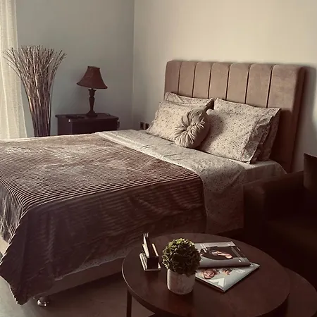 Apartment Black Flox