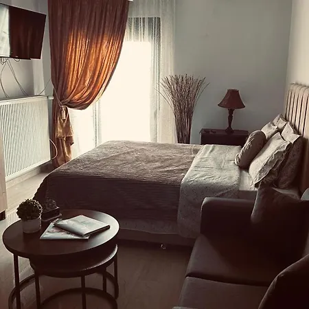 Black Flox Apartment